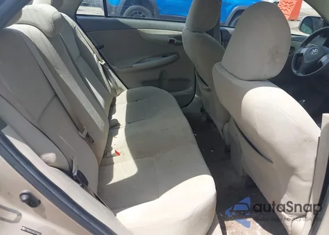 2010 Toyota Corolla Le z USA, uszkodzony, nr VIN 2T1BU4EEXAC374633